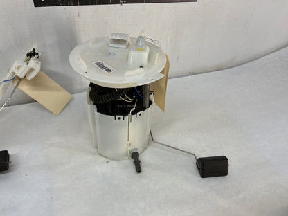 2014 Chevy Camaro ZL1 Gas Fuel Pump Level Sending Unit Assembly OEM