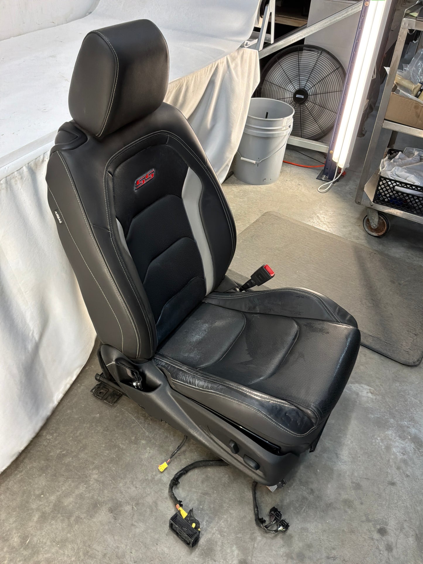 2023 Chevy Camaro SS RH Passenger Front Leather Seat OEM