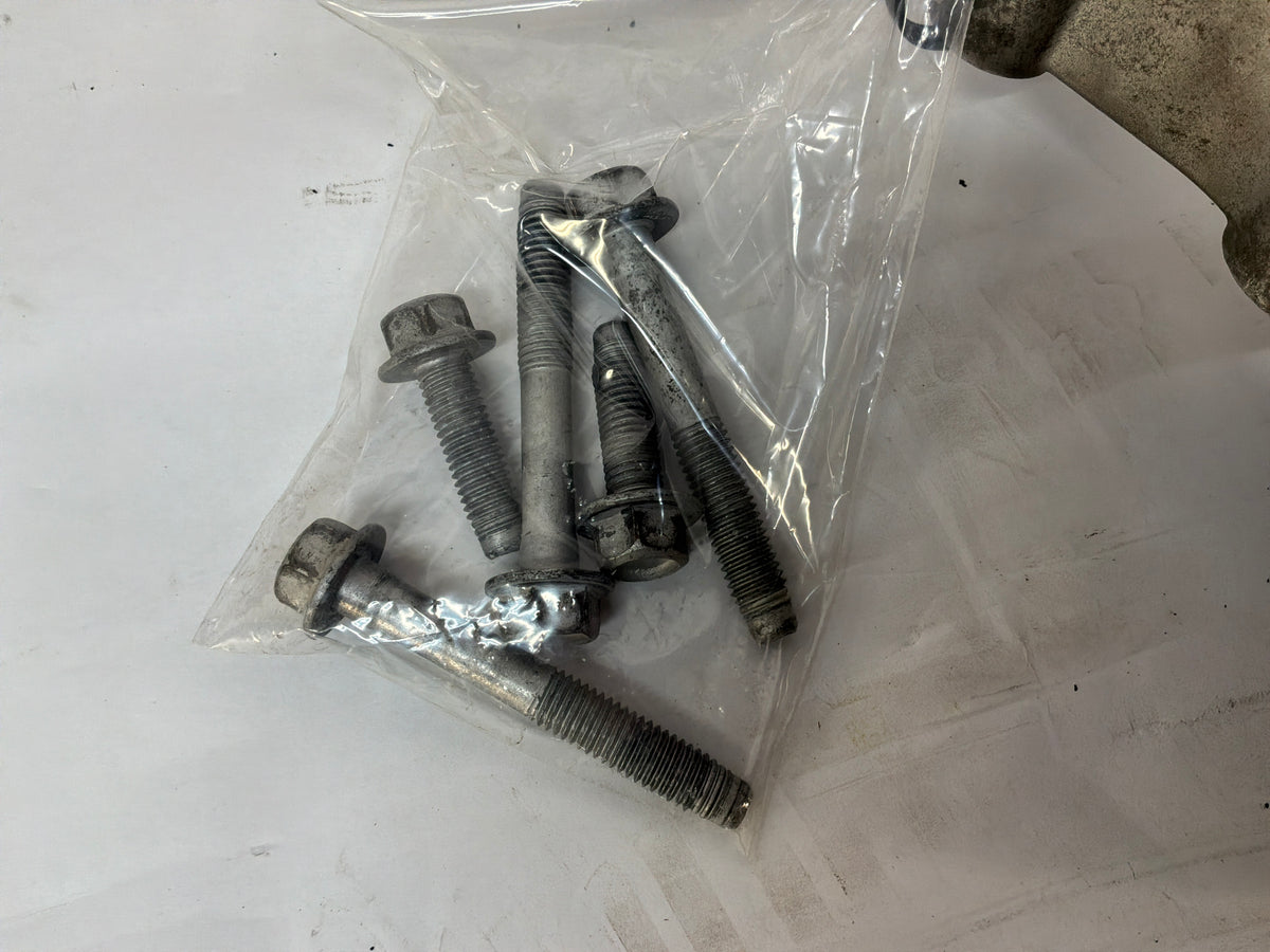 2015 Chevy SS Sedan AC A/C Air Conditioner Compressor Bracket OEM