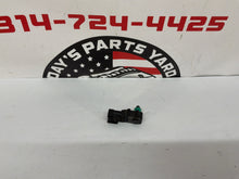 2008 Pontiac G8 GT Fuel Tank Pressure Sensor Assembly OEM