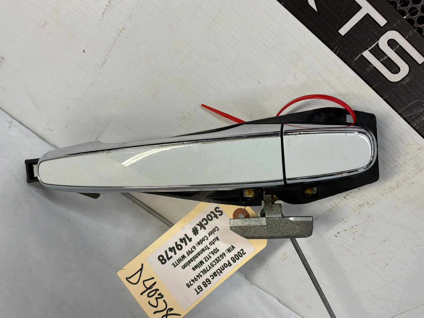 2008 Pontiac G8 GT Front RH Passenger Exterior Door Handle OEM