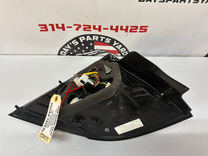 2008 Pontiac G8 GT RH Passenger Tail Light Taillight Lamp OEM