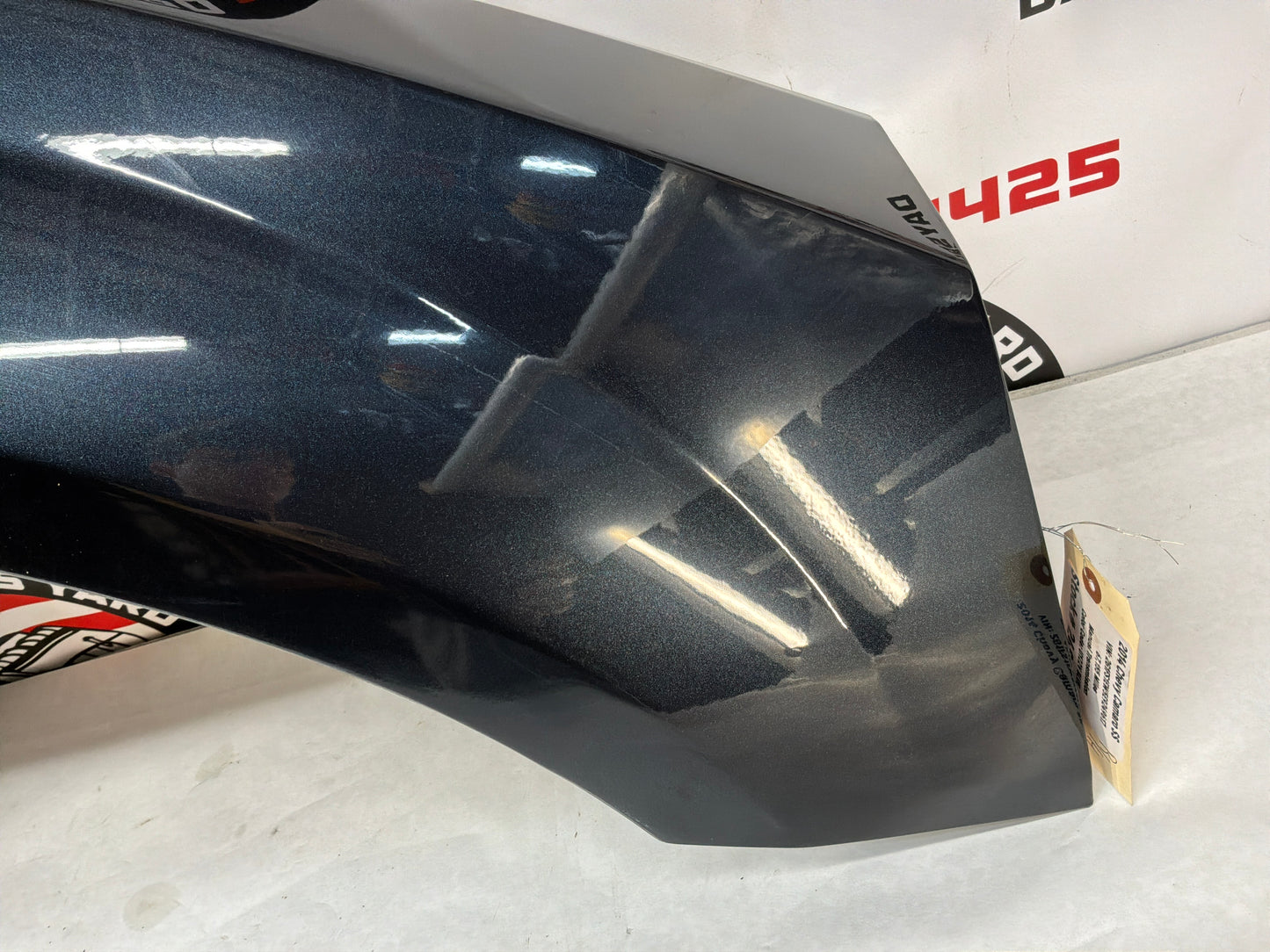 2014 Chevy Camaro SS2014 Chevy Camaro SS RH Passenger Front Fender OEM