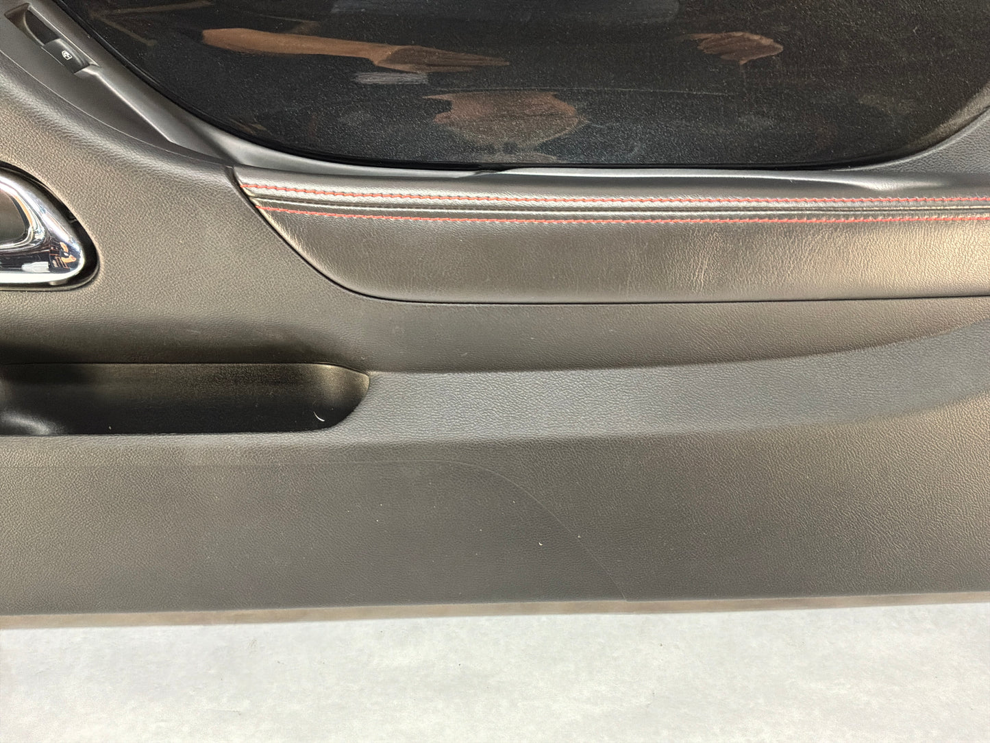 2014 Chevy Camaro ZL1 RH Passenger Carbon Flash Front Interior Door Panel Trim OEM
