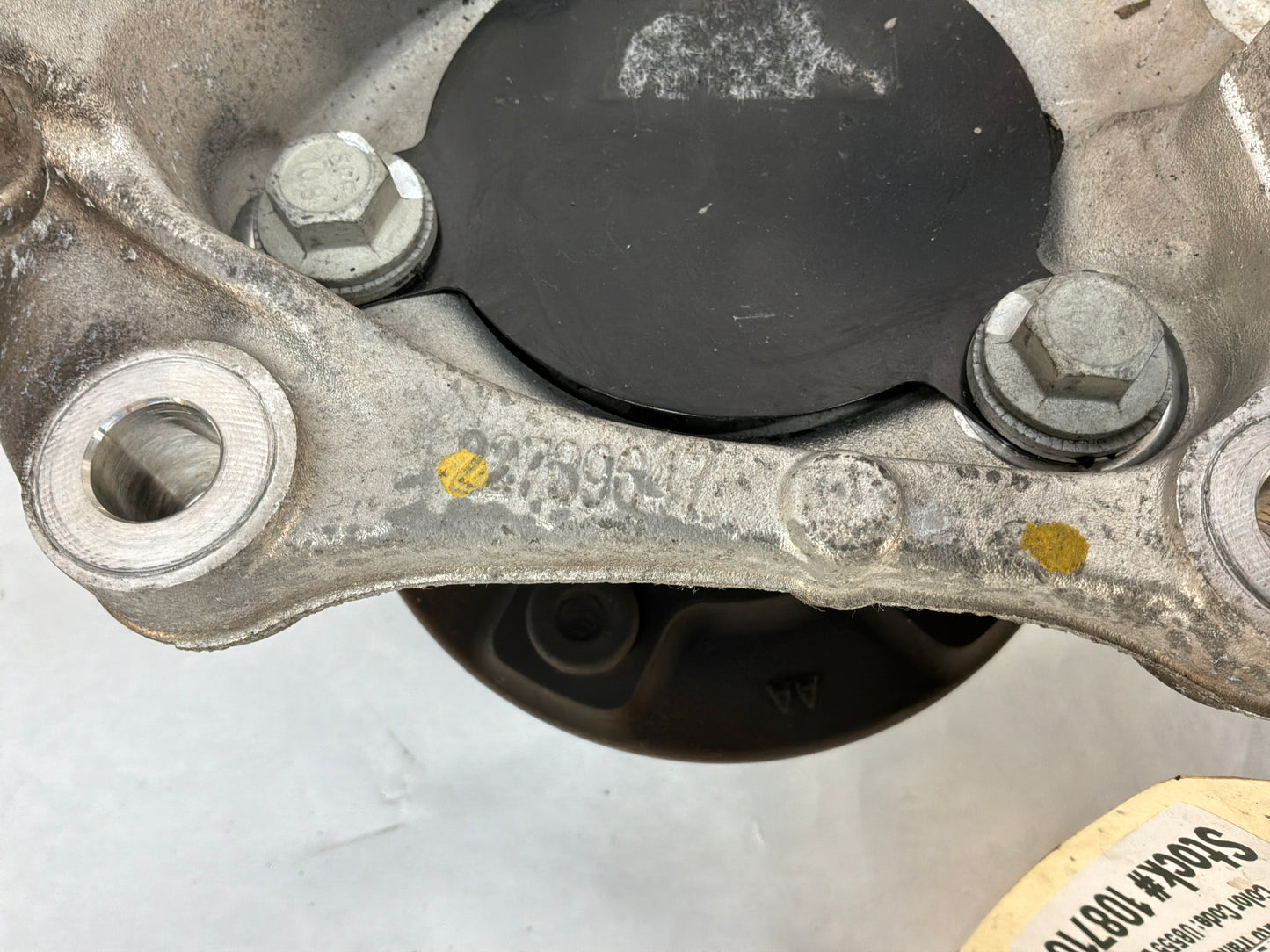 2016 Cadillac CTS-V Front LH Driver Spindle Knuckle Hub OEM