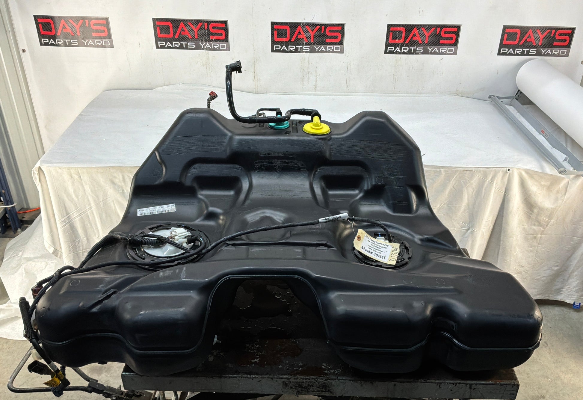 Fuel tank - Day's Parts Yard
