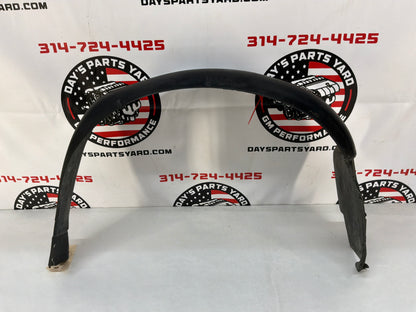 2005 Pontiac GTO RH Passenger Front Fender Wheel House Well Liner OEM