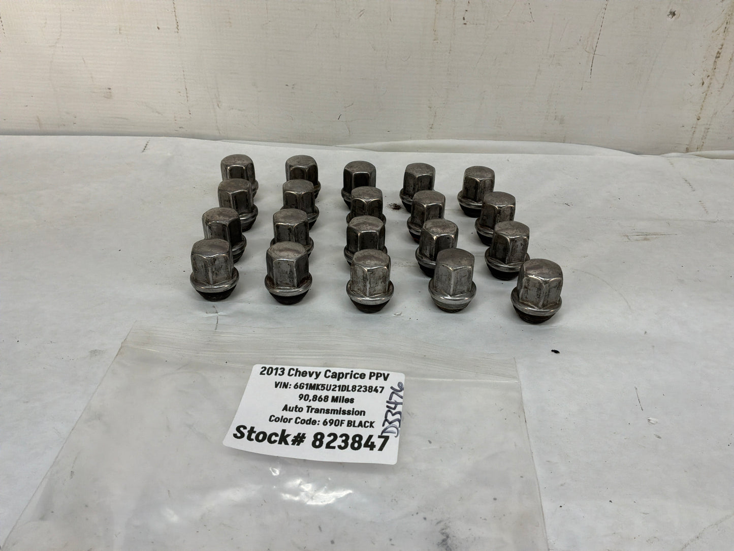 Lug nuts - Day's Parts Yard