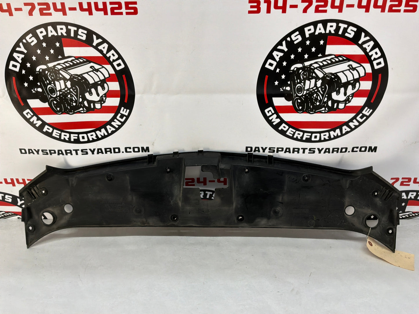 2017 Chevy SS Sedan Radiator Core Support Grille Cover Sight Shield OEM