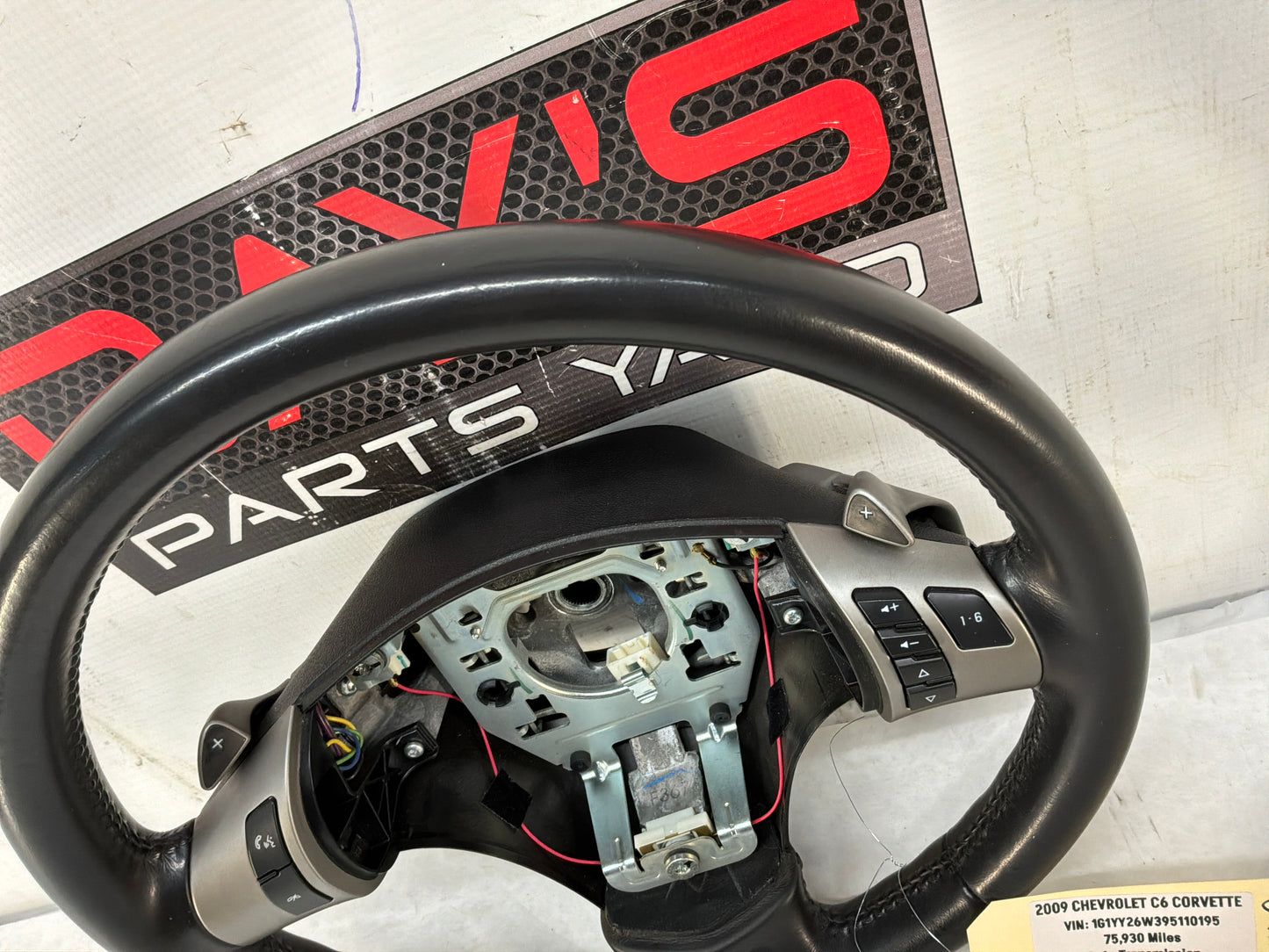 Steering wheel - Day's Parts Yard