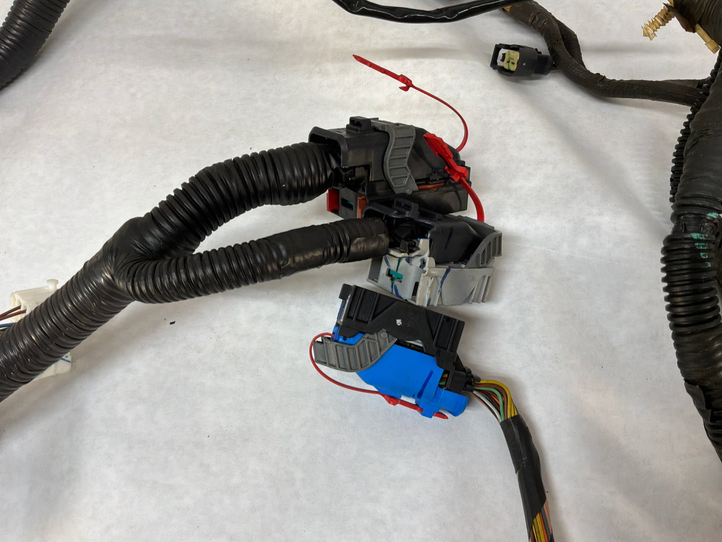 2006 Pontiac GTO Engine Motor Auto Transmission Wire Wiring Harness OEM