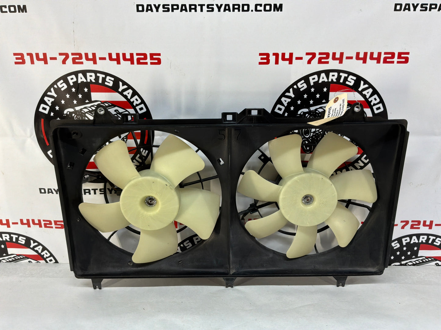 2014 Chevy Camaro SS Dual Radiator Cooling Fans Assembly OEM