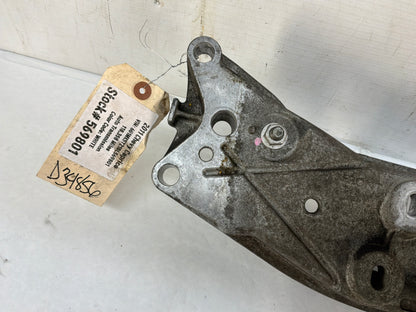 Crossmember bracket - Day's Parts Yard