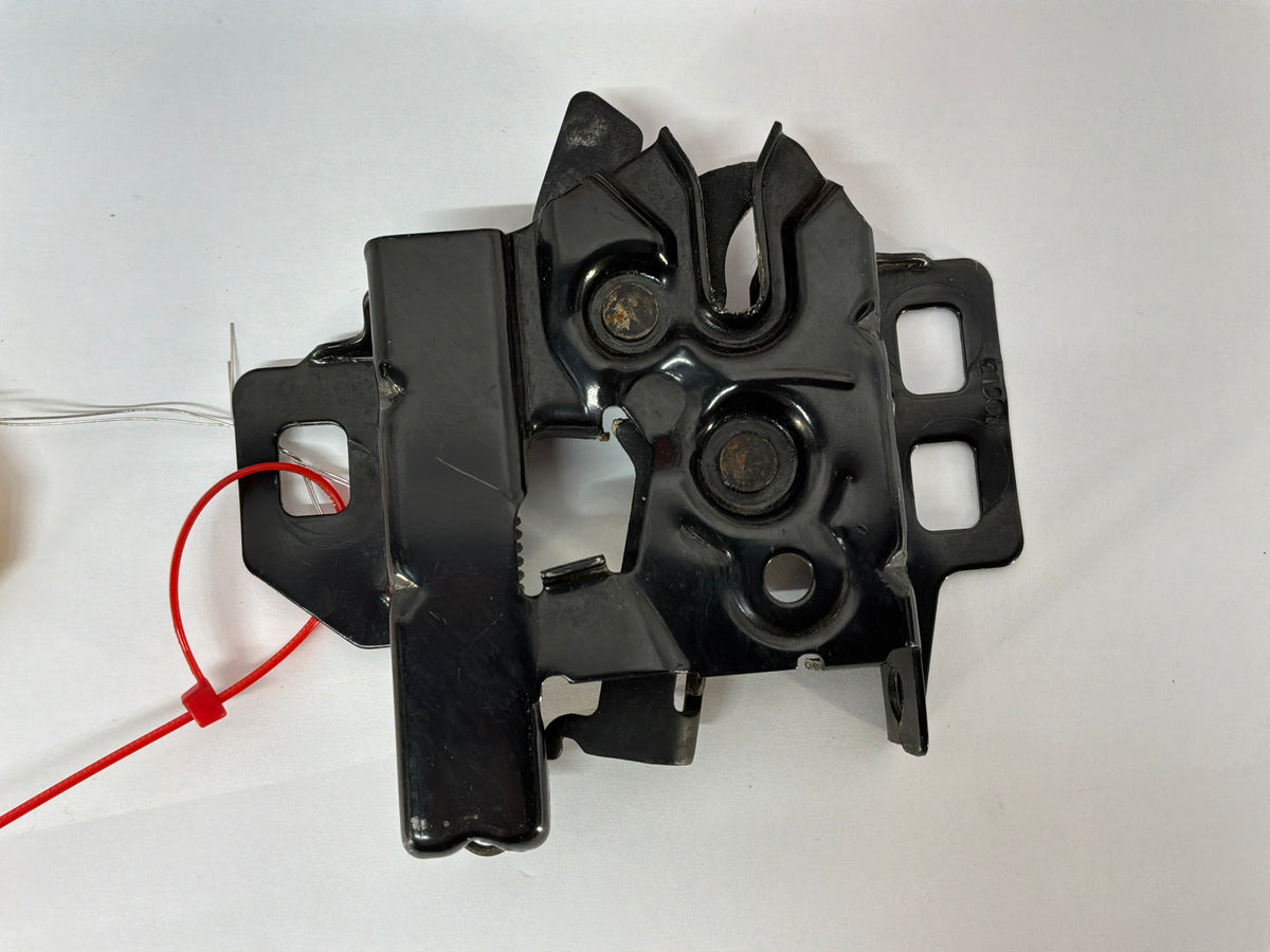 2002 Chevy C5 Corvette Convertible Rear Trunk Lock Latch OEM