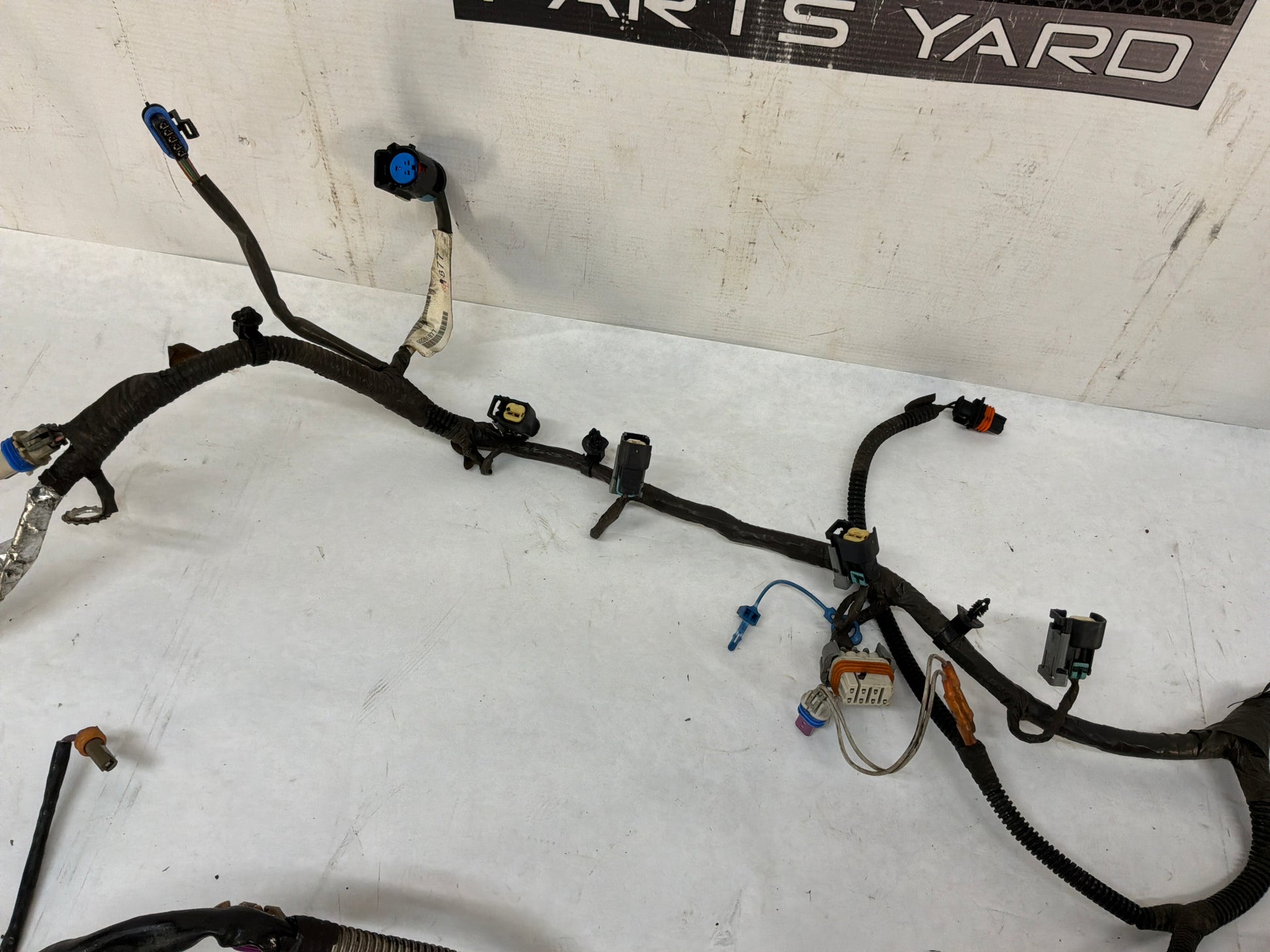 Engine transmission harness - Day's Parts Yard