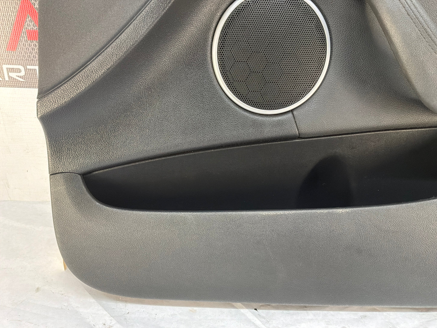 2008 Pontiac G8 GT RH Passenger Front Interior Door Panel Trim OEM