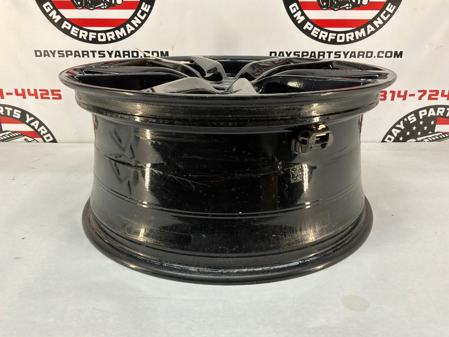 2014 Chevy SS Sedan Black Front Wheel 20x8.5 OEM
