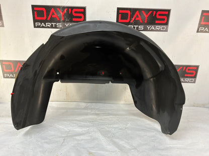 Rh rear wheel liner - Day's Parts Yard