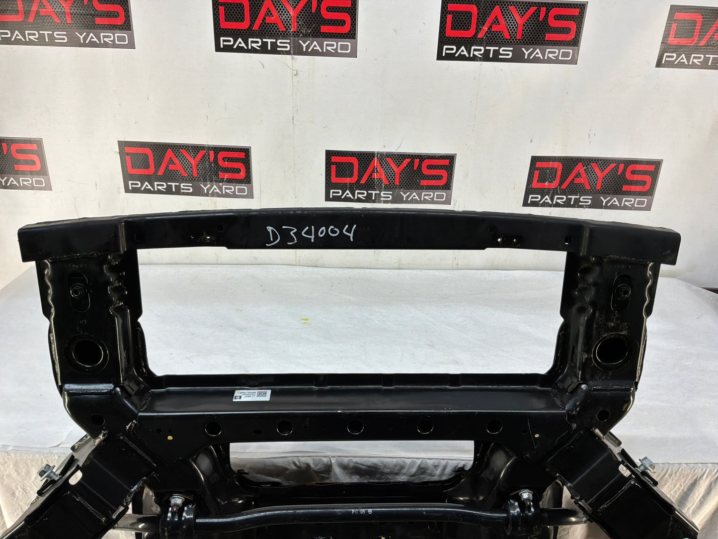 Front cradle - Day's Parts Yard