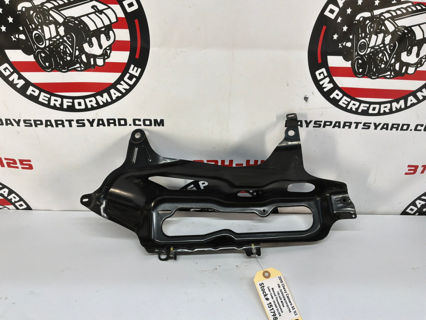 2015 Chevy Camaro SS 1LE LH Driver Taillight Tail Light Mounting Bracket Frame Brace OEM