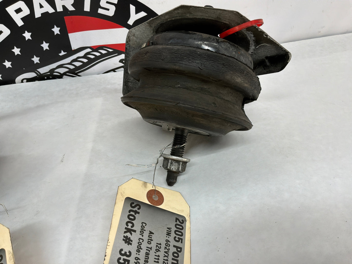 2005 Pontiac GTO Engine Motor Mounts OEM