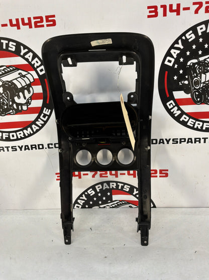 2005 Pontiac GTO Radio bezel