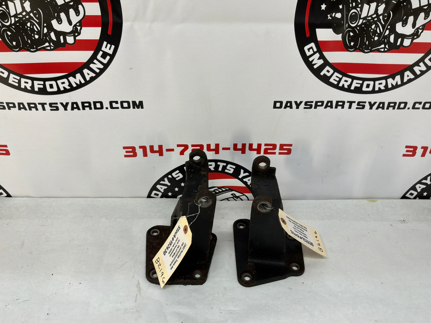 1999 Pontiac Trans Am WS6 RH & LH Motor Mounts OEM