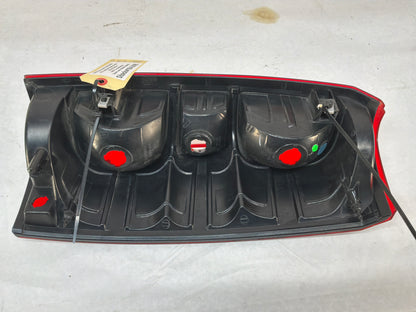 2012 Chevy Avalanche LH Driver Tail Light Taillight Lamp OEM