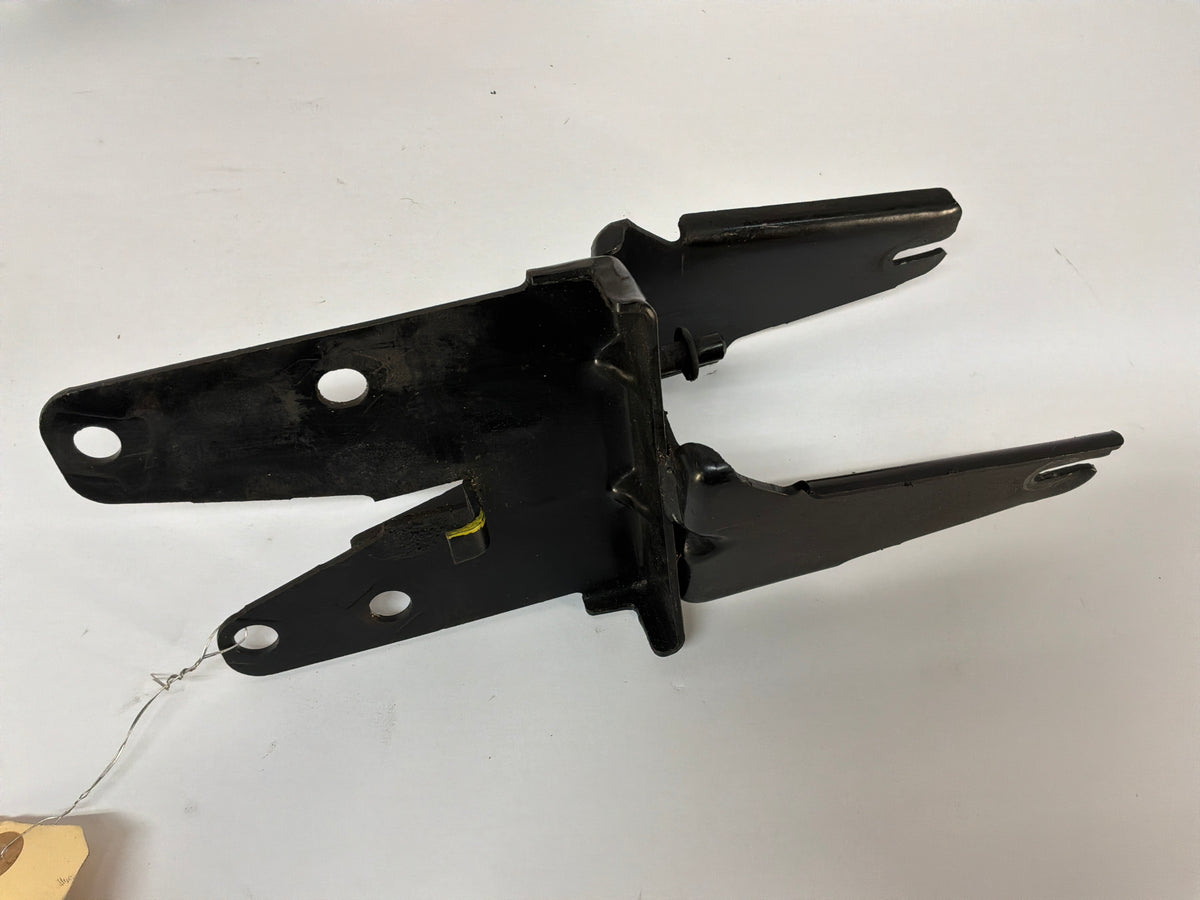 2002 Chevy Camaro Z28 Anti Lock Brake Pump ABS Bracket  OEM