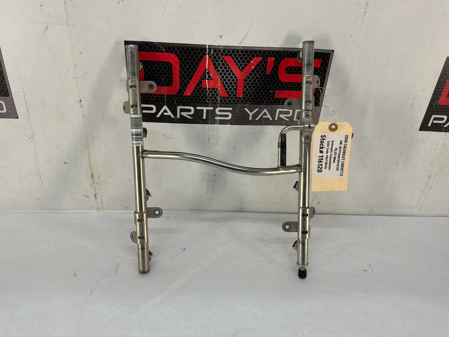 2008 Chevy C6 Corvette Fuel Injection Rail  OEM - Day's Parts Yard