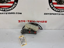 2006 Cadillac CTS-V Brake Booster Master Cylinder Reservoir OEM
