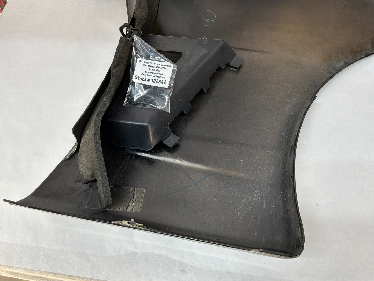 2007 C6 Corvette Convertible LH Driver Front Fender Black OEM