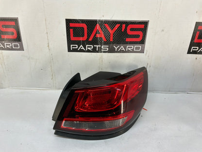 2015 Chevy SS Sedan RH Passenger Outer Tail Light Taillight Stop Lamp OEM