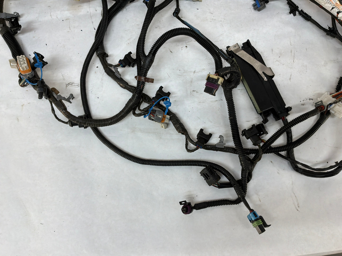 2004 Pontiac GTO Engine Motor Automatic Transmission Wire Wiring Harness OEM