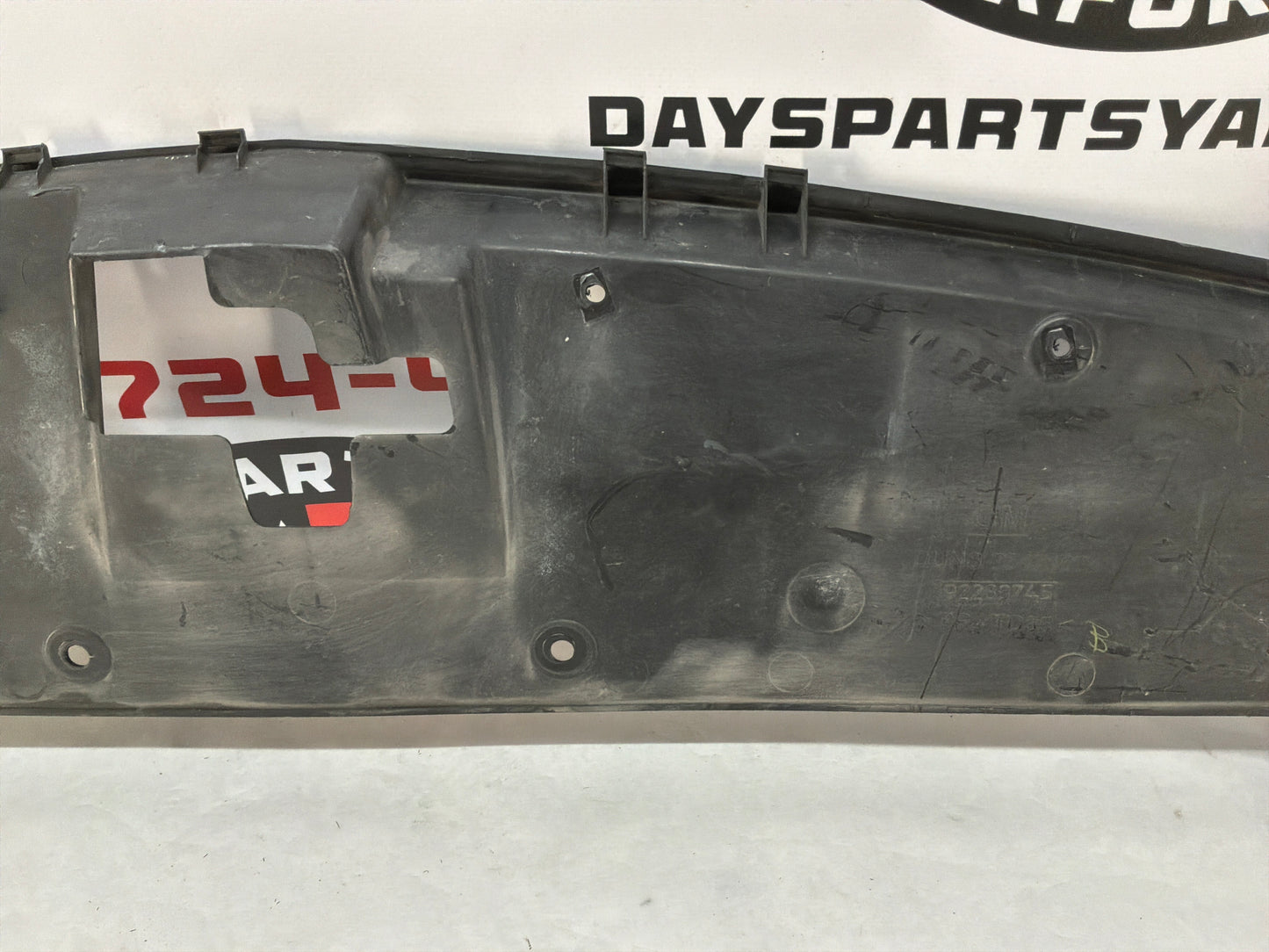 2017 Chevy SS Sedan Radiator Core Support Grille Cover Sight Shield OEM