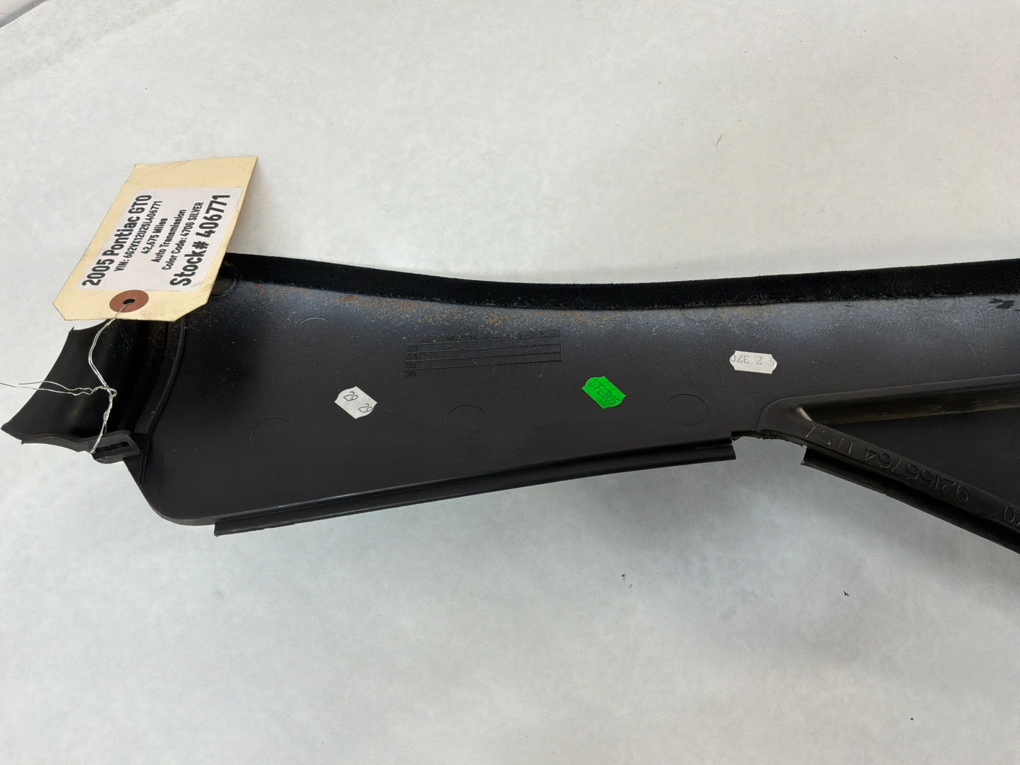2005 Pontiac GTO RH & LH Console Interior Black Suede Trim Panels OEM