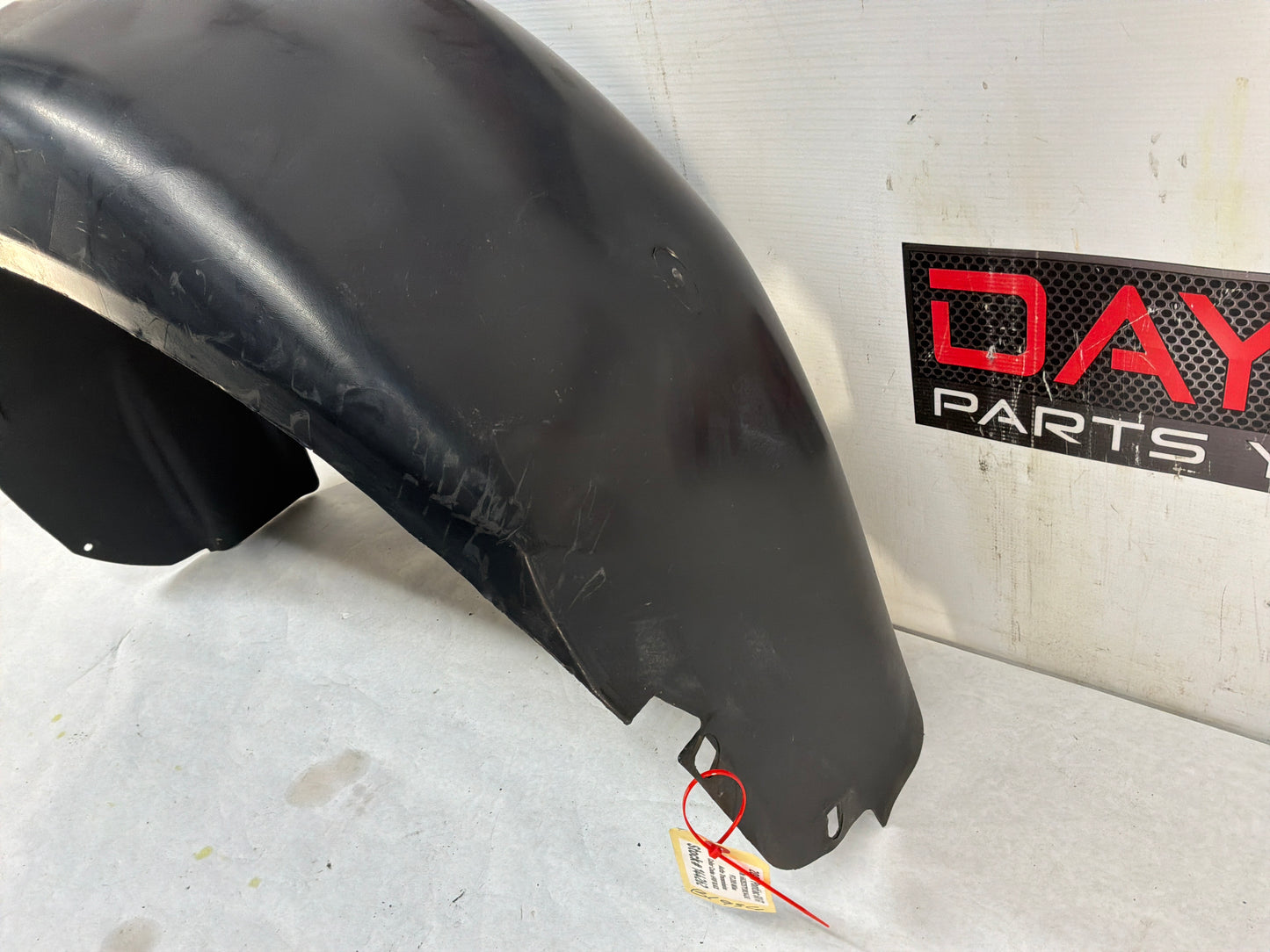 2008 Pontiac G8 GT RH Passenger Rear Fender Wheelhouse Well Liner OEM