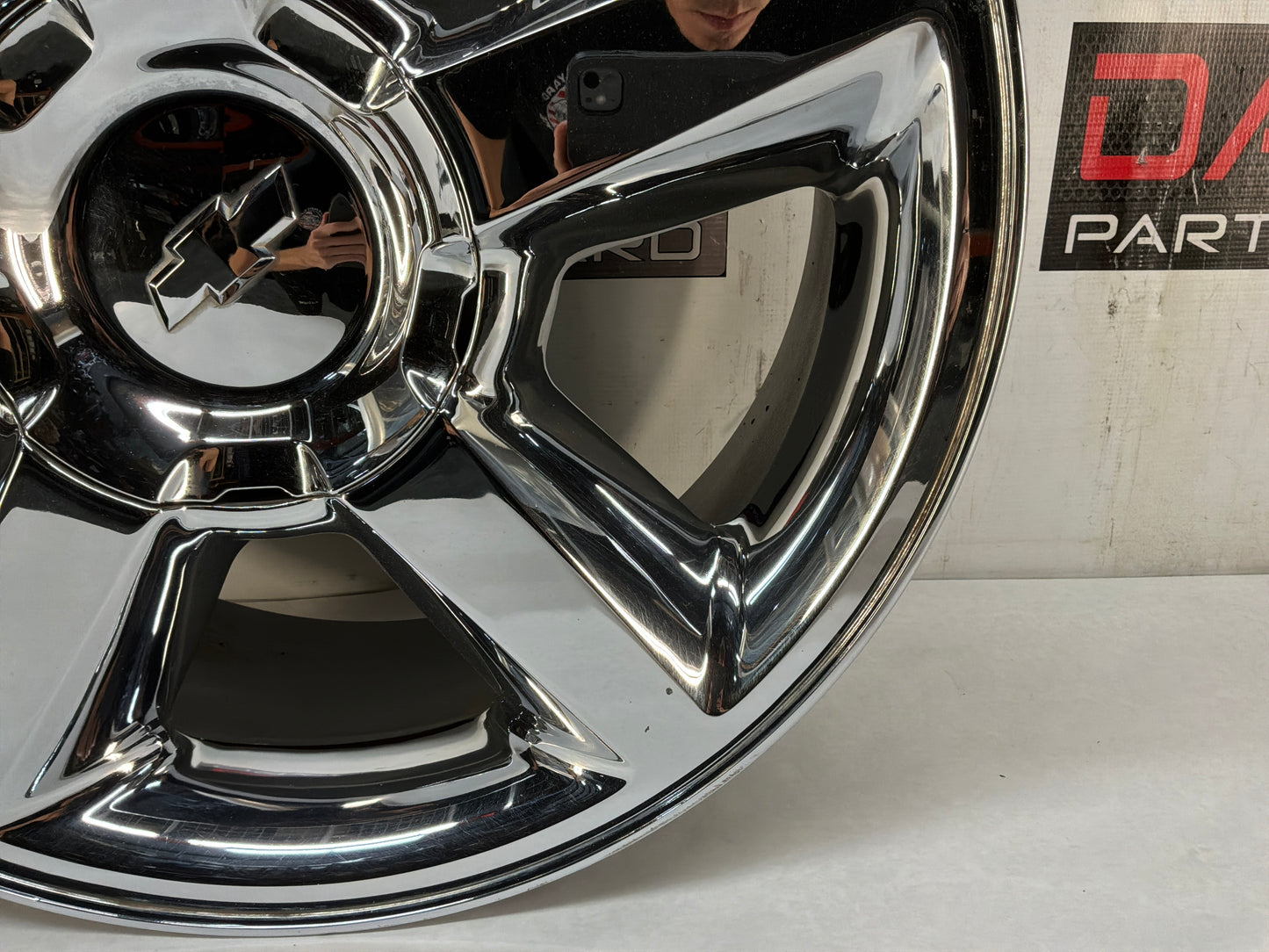 2012 Chevy Avalanche Wheel 20X8.5 Covered Lug Nuts Tapered 5 Spoke Chrome OEM