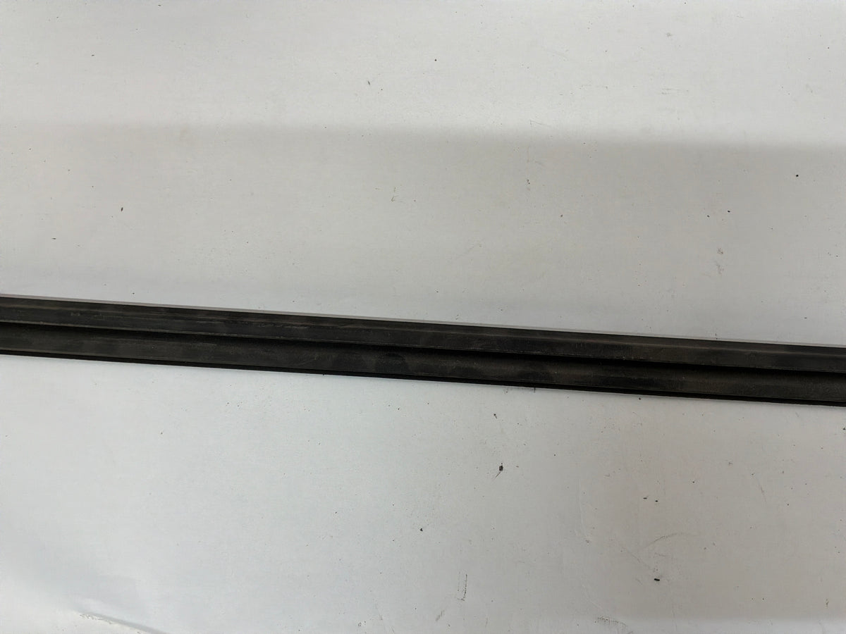 2004 Pontiac GTO RH & LH Rear Window Trim Molding OEM