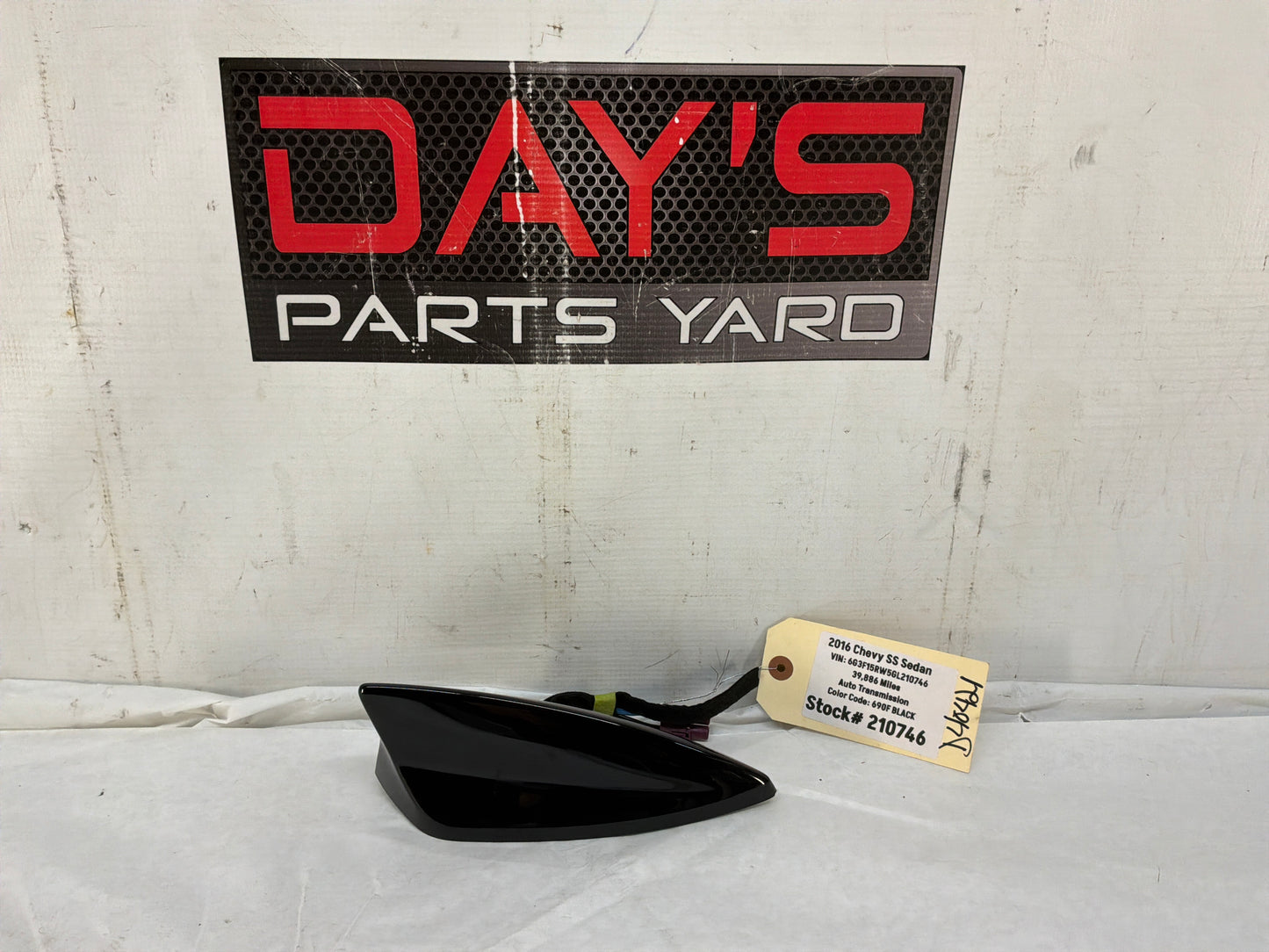 2016 Chevy SS Sedan Shark Fin Radio Stereo Antenna OEM