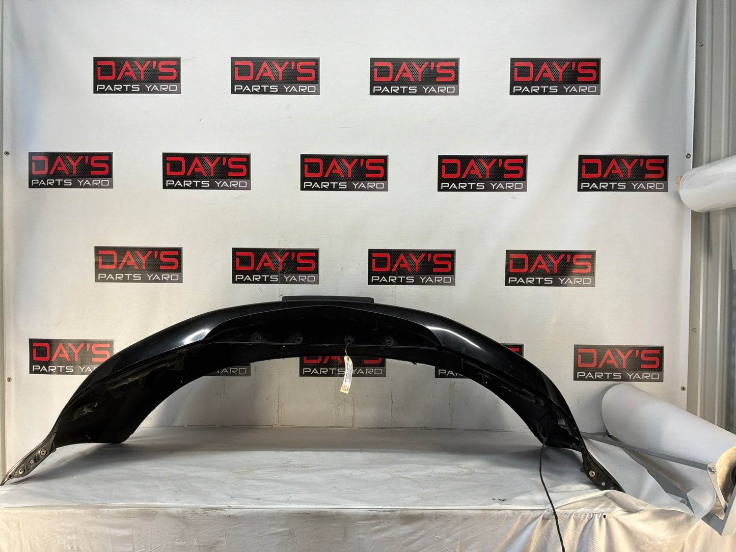 Rear bumper - Day's Parts Yard
