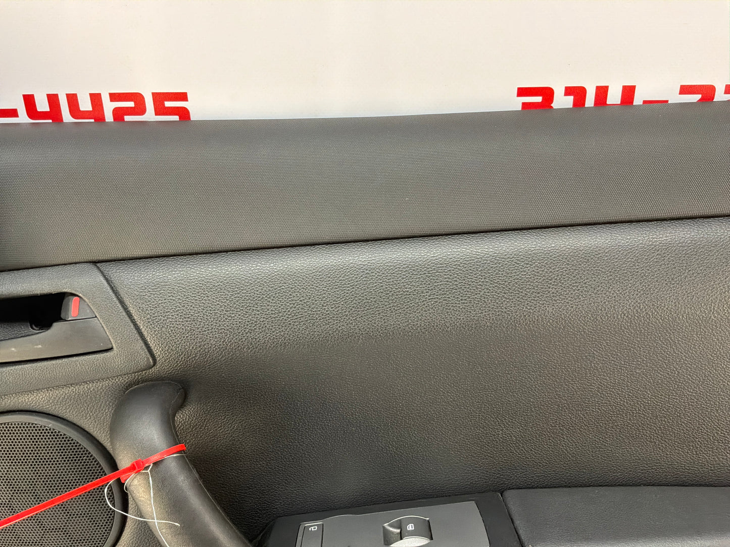 2011 Chevy Caprice PPV RH Passenger Front Interior Door Panel OEM