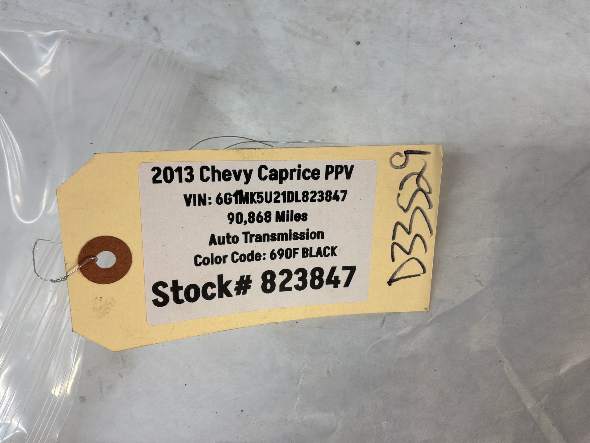 2013 Chevy Caprice Positive Battery Electric Fuse Relay Junction OEM - Day's Parts Yard
