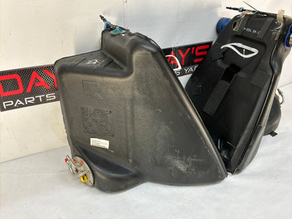 1999 Chevy C5 Corvette Fuel Gas Saddle Tanks OEM
