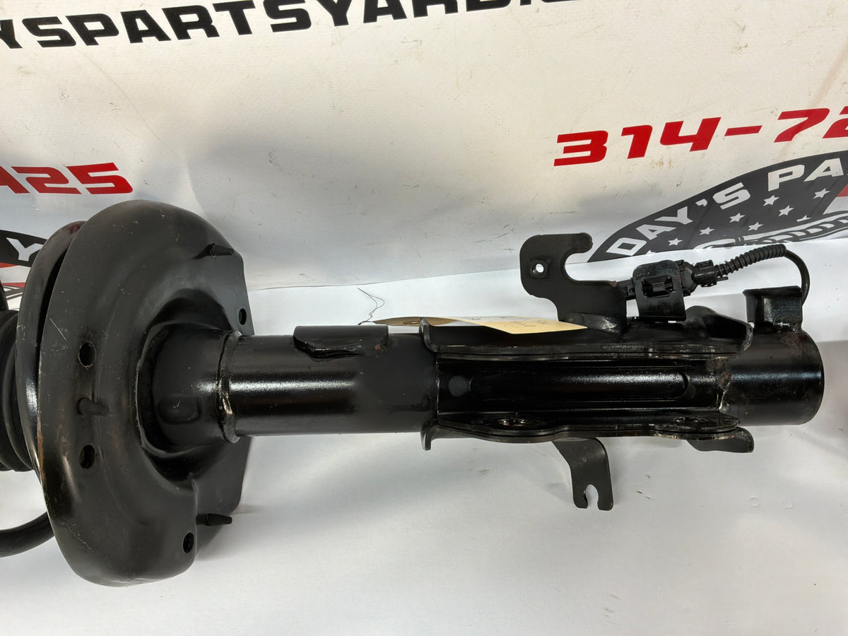 2013 Chevy Camaro ZL1 RH & LH Front Magnetic Ride Struts Shocks Assemblies OEM