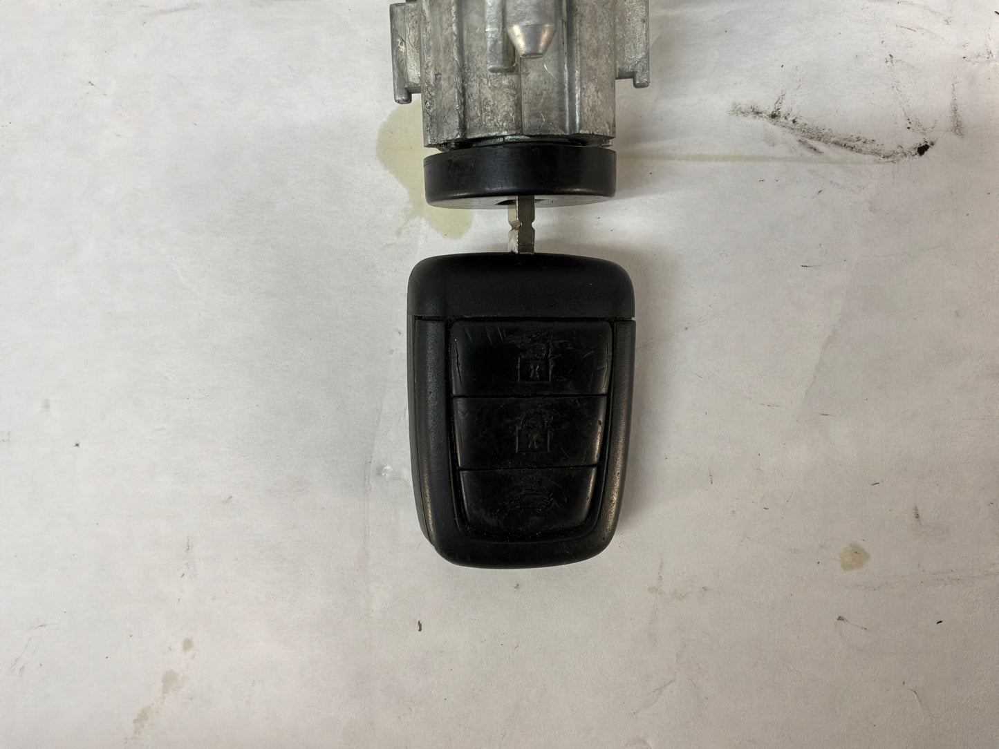Ignition w key - Day's Parts Yard