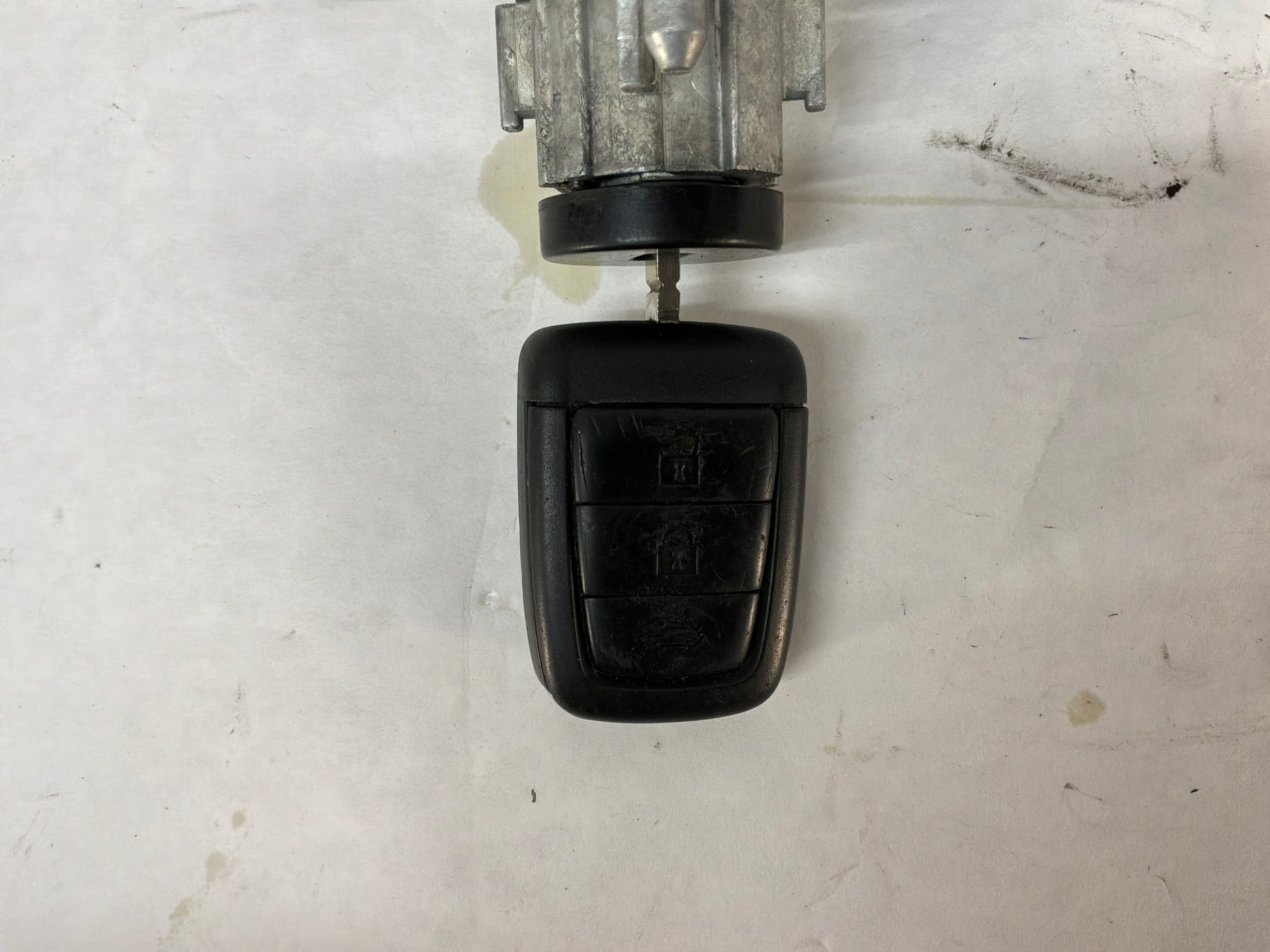 Ignition w key - Day's Parts Yard