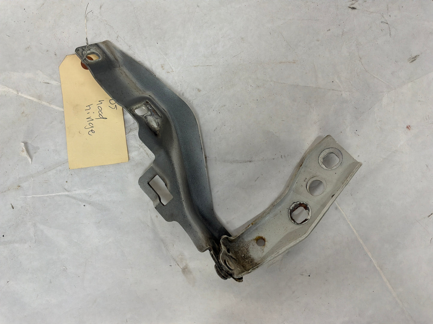 2008 Pontiac G8 GT RH & LH Hood Hinges OEM