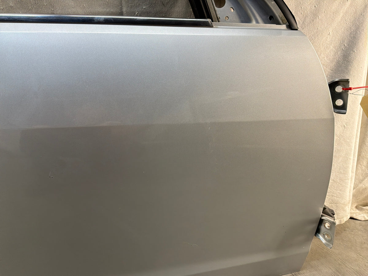 2017 Chevrolet SS Sedan RH Passenger Front Exterior Door Silver OEM