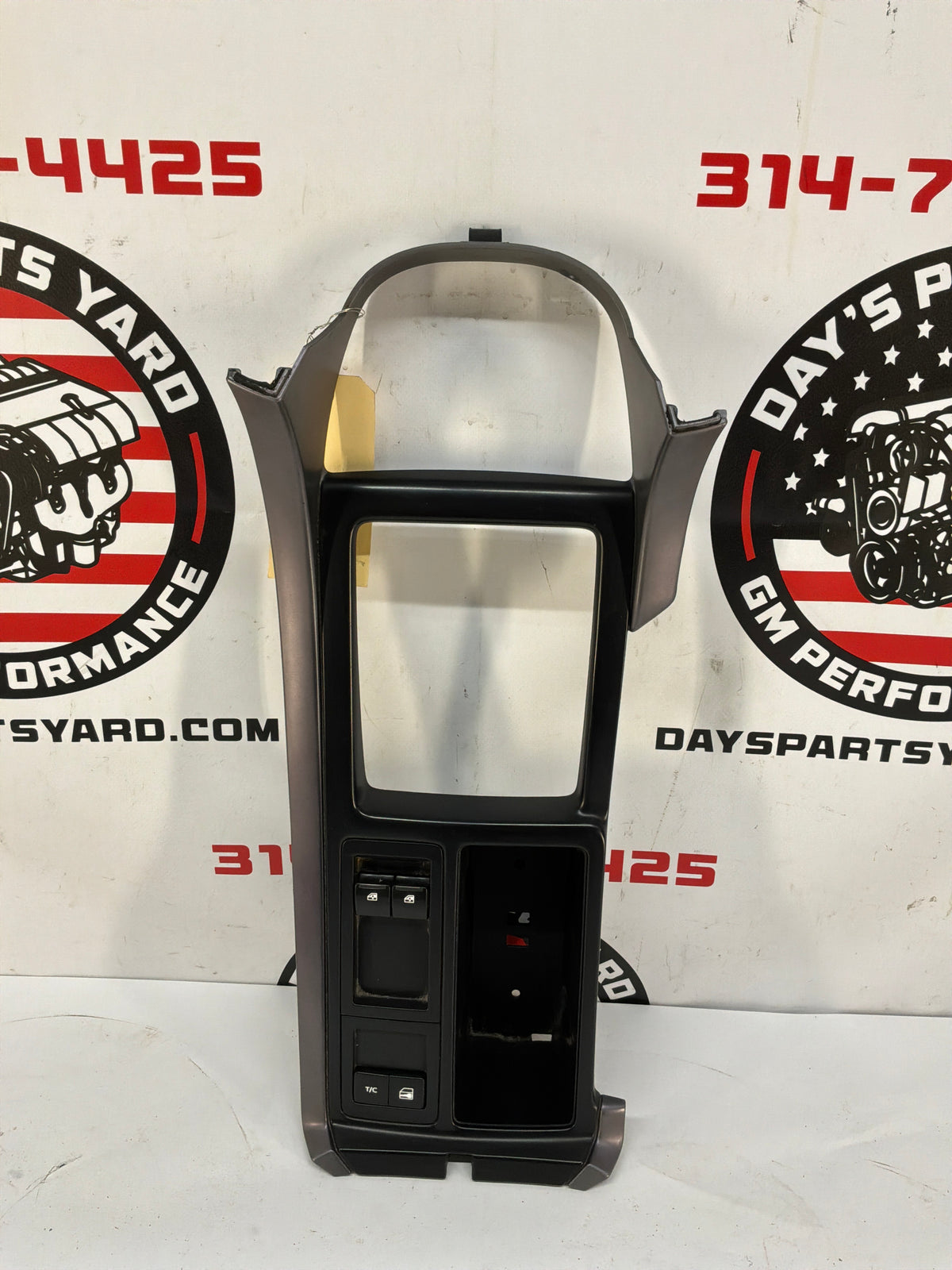 2006 Pontiac GTO Center Console Shifter Bezel Trim Plate Window Switches OEM